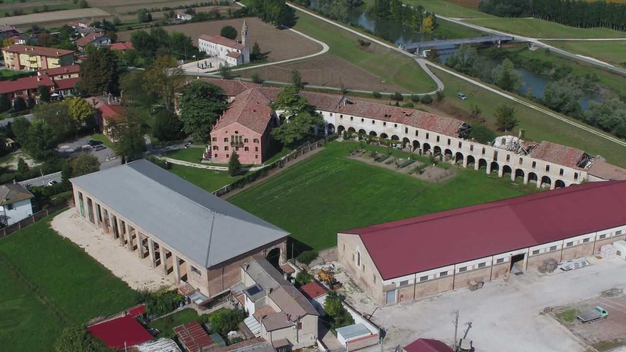 Hotel La Corte Correzzola Værelse billede