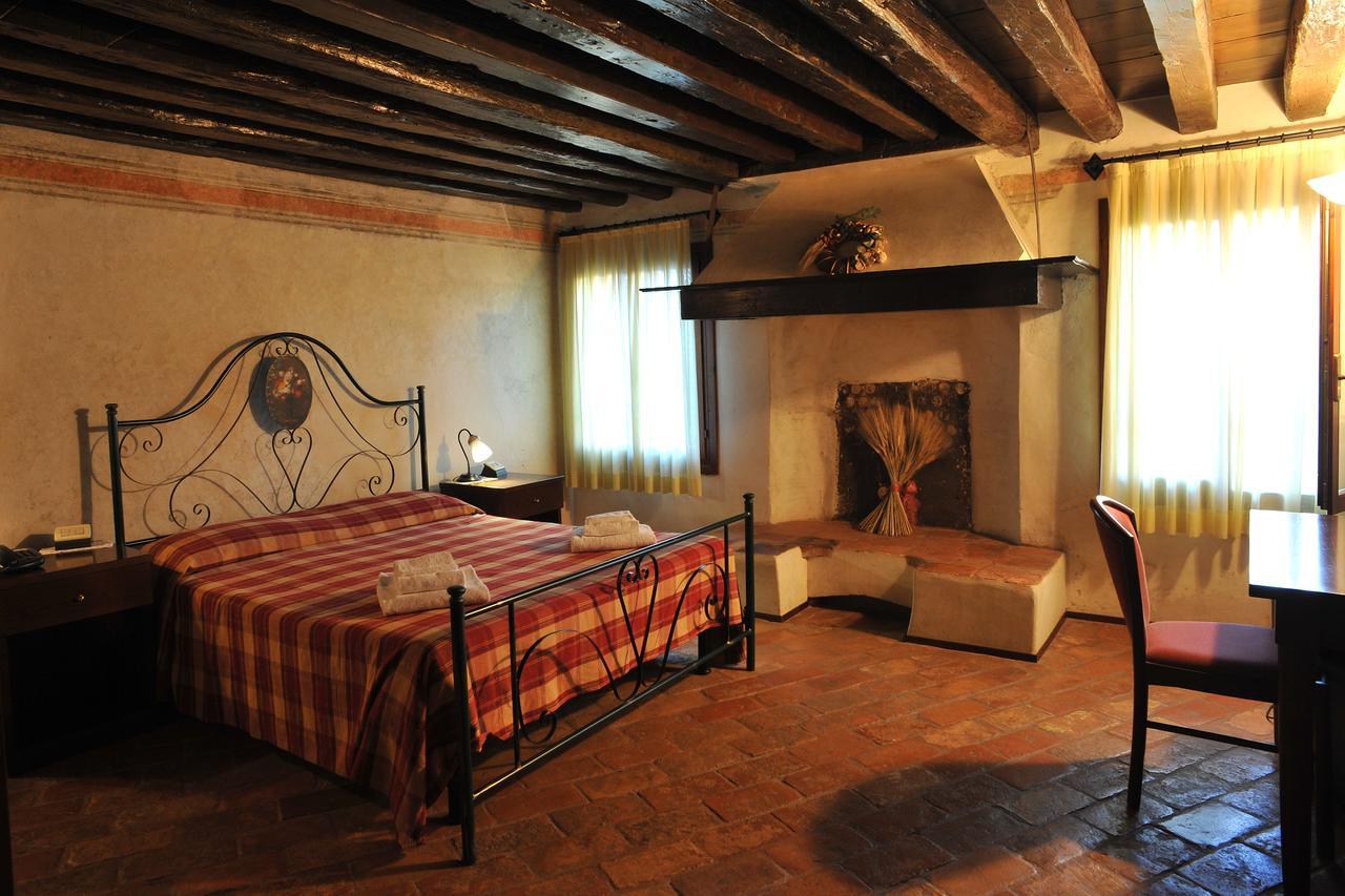 Hotel La Corte Correzzola Eksteriør billede